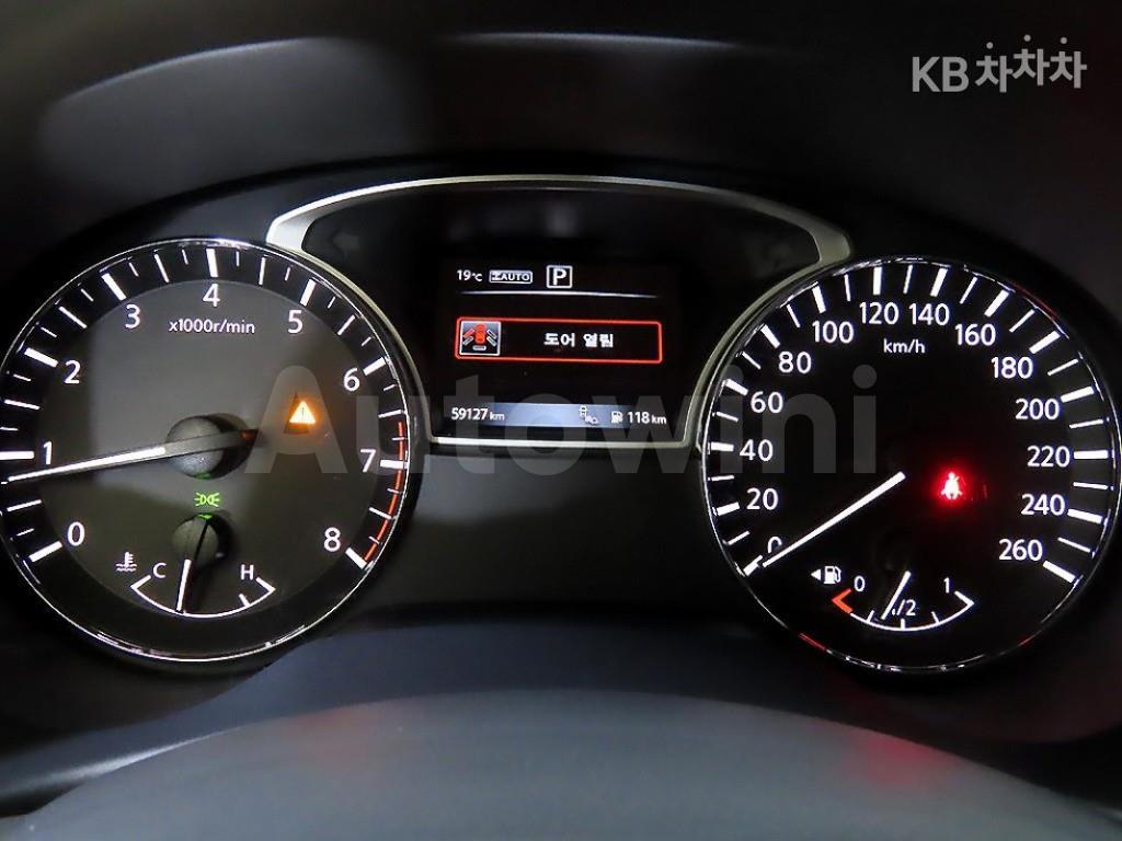 2016 NISSAN PATHFINDER 3.5 PLATINUM CVT - 9