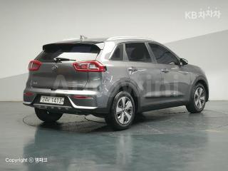 2018 KIA  NIRO 1.6 HEV PRESTIGE - 3