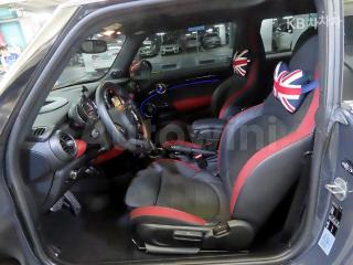 WMWXM9108K2H04976 2019 MINI COOPER S 1.6 JCW 캠든-5