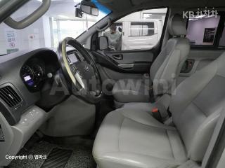 2018 HYUNDAI GRAND STAREX H-1 11 SEATS WAGON CVX 4WD MORDERN - 9
