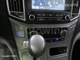 2018 HYUNDAI GRAND STAREX H-1 11 SEATS WAGON CVX 4WD MORDERN - 13