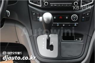2017 HYUNDAI GRAND STAREX H-1 12 SEATS WAGON CVX SMART - 9