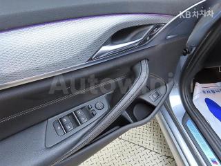 2017 BMW  5SERIES G30  520D M SPORT PLUS - 13