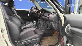 2015 MINI COOPER 5DOORS D 1.5 미드트림 - 8