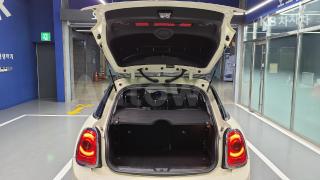 2015 MINI COOPER 5DOORS D 1.5 미드트림 - 12