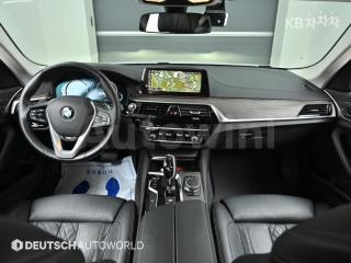2018 BMW  5SERIES G30  520D LUXURY PLUS - 7