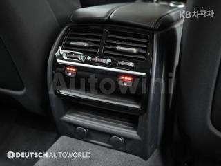 2018 BMW  5SERIES G30  520D LUXURY PLUS - 16