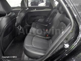 2021 KIA  K5 2TH GEN 2.0 GASOLINE NOBLESSE - 11