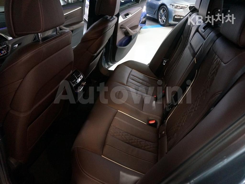 2018 BMW  5SERIES G30  520D XDRIVE M SPORT PACKAGE PLUS - 12
