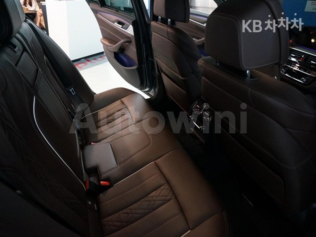 2018 BMW  5SERIES G30  520D XDRIVE M SPORT PACKAGE PLUS - 15