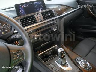 2013 BMW 3 SERIES 320I SEDAN CP - 9