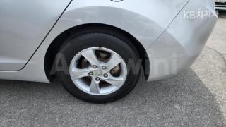 2013 HYUNDAI AVANTE MD ELANTRA M16 GDI STYLE - 11