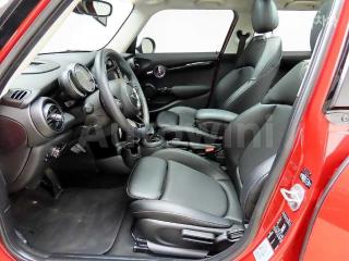 WMWXT3104J2G01679 2018 MINI COOPER 5DOORS D 1.5-4