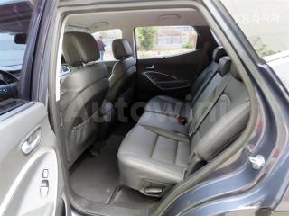 2018 HYUNDAI SANTAFE THE PRIME DIESEL R2.0 2WD 5 SEATS VALUEPLUS - 8