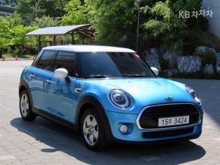 WMWXU1105K2H34308 2019 MINI COOPER 1.5 BASIC-1