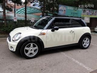 WMWMF3101ATZ92470 2010 MINI COOPER 1.6 SE-1