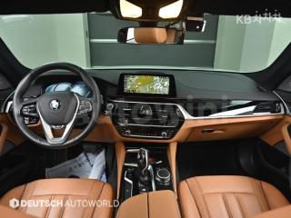 2018 BMW  5SERIES G30  520I LUXURY - 7