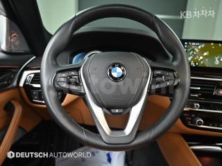 2018 BMW  5SERIES G30  520I LUXURY - 13