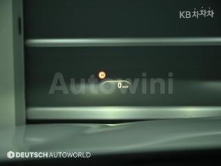 2018 BMW  5SERIES G30  520I LUXURY - 18