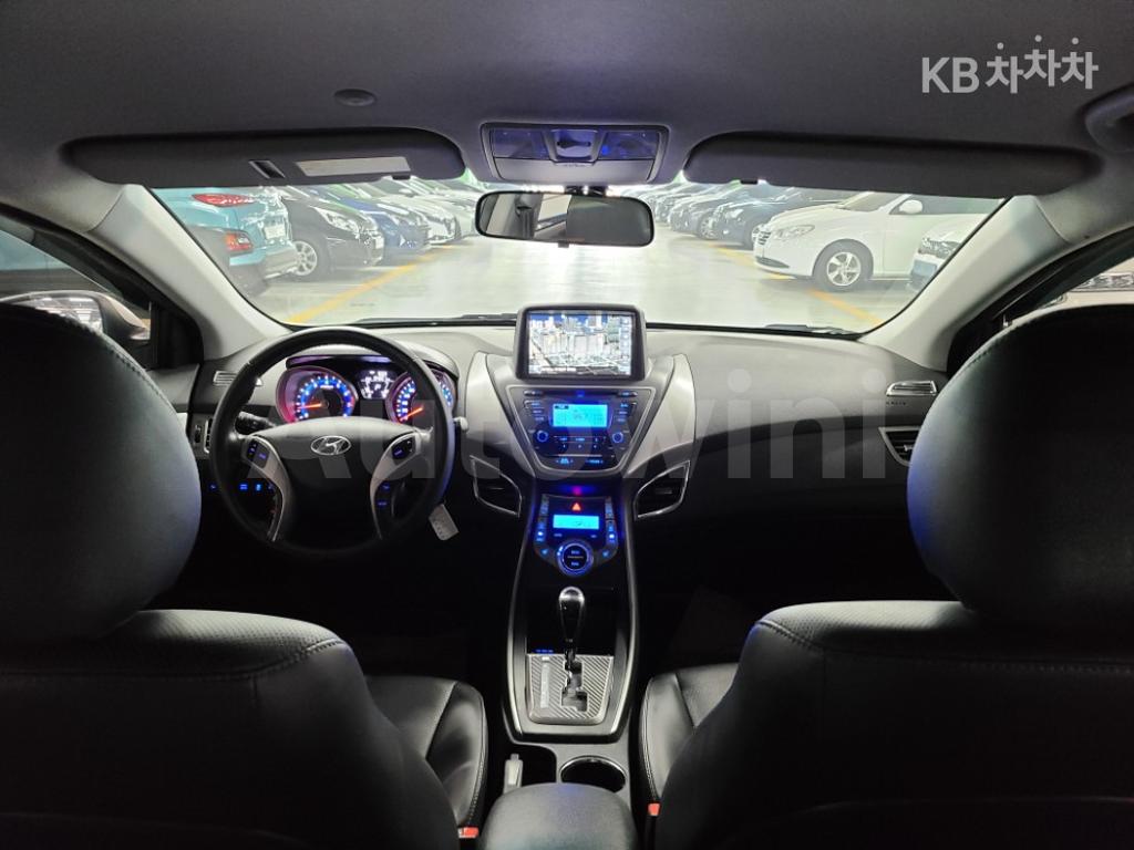 2013 HYUNDAI AVANTE MD ELANTRA LPI M16 SMART - 11