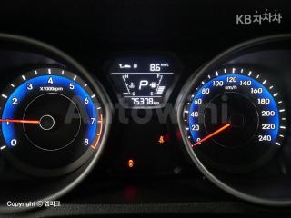 KMHDG41DBFU214614 2015 HYUNDAI  AVANTE ELANTRA 1.6 GDI SMART BASIC-5