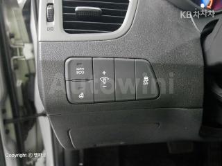 2015 HYUNDAI  AVANTE ELANTRA 1.6 GDI SMART BASIC - 16