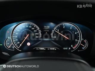 2018 BMW  5SERIES G30  520D XDRIVE M SPORT PACKAGE PLUS - 8