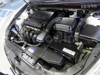 2011 HYUNDAI YF SONATA Y20 TOP LUXURY - 19