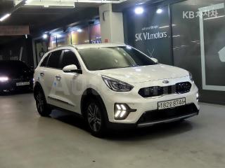 KNACE81CGLA358928 2020 KIA  NIRO 1.6 HEV NOBLESSE SPECIAL-0