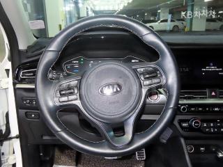 2020 KIA  NIRO 1.6 HEV NOBLESSE SPECIAL - 8