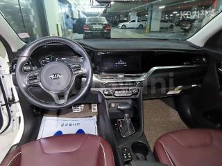 2020 KIA  NIRO 1.6 HEV NOBLESSE SPECIAL - 10