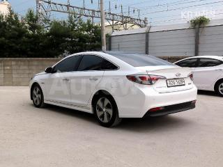 KMHE5411BHA051662 2017 HYUNDAI LF SONATA HYBRID 2.0 HEV PREMIUM-2