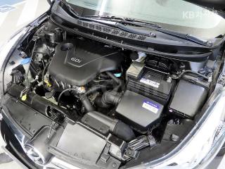 2015 HYUNDAI  AVANTE ELANTRA 1.6 GDI MORDERN BASIC - 19