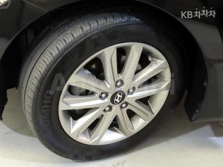 2015 HYUNDAI  AVANTE ELANTRA 1.6 GDI MORDERN BASIC - 20