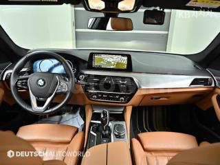 2018 BMW  5SERIES G30  530I XDRIVE M SPORT - 7