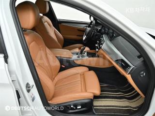 2018 BMW  5SERIES G30  530I XDRIVE M SPORT - 10