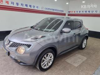 JN1AF58EXHT180326 2017 NISSAN JUKE 1.6 SV-0