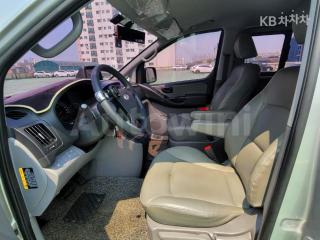 KMFWBX7KBHU856265 2017 HYUNDAI GRAND STAREX H-1 5 SEATS VAN SMART-5