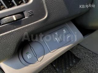 2017 HYUNDAI GRAND STAREX H-1 5 SEATS VAN SMART - 10