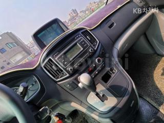 2017 HYUNDAI GRAND STAREX H-1 5 SEATS VAN SMART - 12