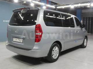 KMJWA37KBHU924057 2017 HYUNDAI GRAND STAREX H-1 12 SEATS WAGON CVX 4WD MORDERN-3