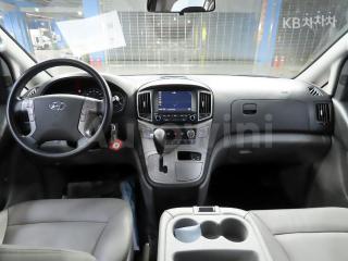 KMJWA37KBHU924057 2017 HYUNDAI GRAND STAREX H-1 12 SEATS WAGON CVX 4WD MORDERN-4