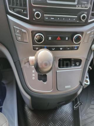 2017 HYUNDAI GRAND STAREX H-1 5 SEATS VAN MORDERN - 16