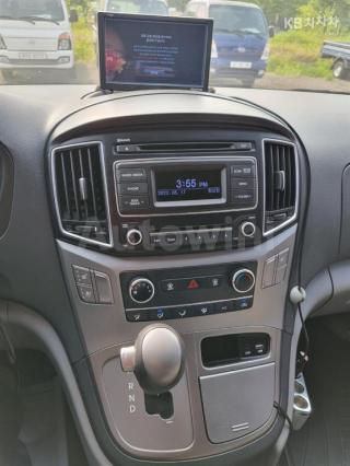 2017 HYUNDAI GRAND STAREX H-1 5 SEATS VAN MORDERN - 17
