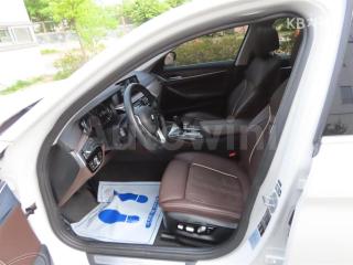 2018 BMW  5SERIES G30  520D M SPORT PLUS - 7