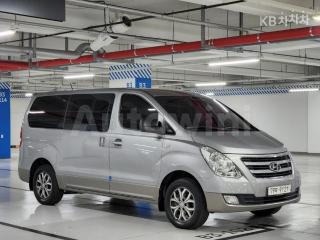 KMJWA37KDHU904136 2017 HYUNDAI GRAND STAREX H-1 12 SEATS WAGON CVX 4WD MORDERNSPECIAL-2