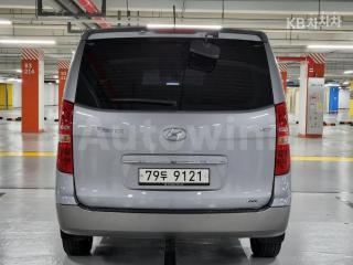 KMJWA37KDHU904136 2017 HYUNDAI GRAND STAREX H-1 12 SEATS WAGON CVX 4WD MORDERNSPECIAL-4
