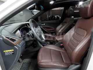 KMHSR81XDHU262308 2017 HYUNDAI  MAXCRUZ DIESEL(E-VGT)R2.2 4WD 파이니스트 EDITION 7 SEATS-4