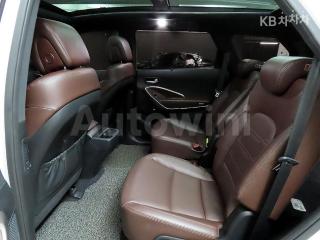 KMHSR81XDHU262308 2017 HYUNDAI  MAXCRUZ DIESEL(E-VGT)R2.2 4WD 파이니스트 EDITION 7 SEATS-5