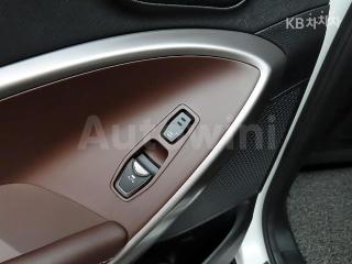 2017 HYUNDAI  MAXCRUZ DIESEL(E-VGT)R2.2 4WD 파이니스트 EDITION 7 SEATS - 12
